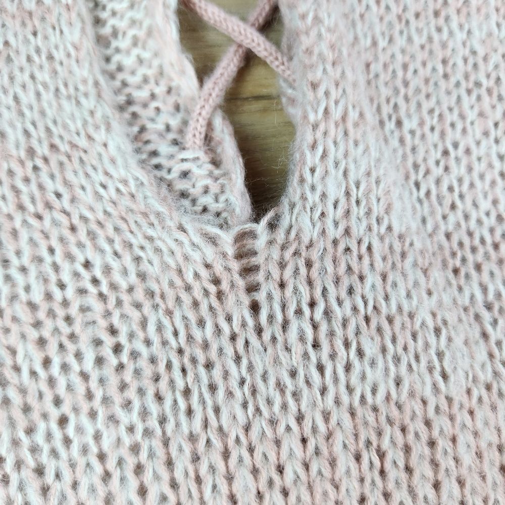 🐞Mauve & White Variegated Soft Knit Poncho Sweater One Size - Picture 9 of 10